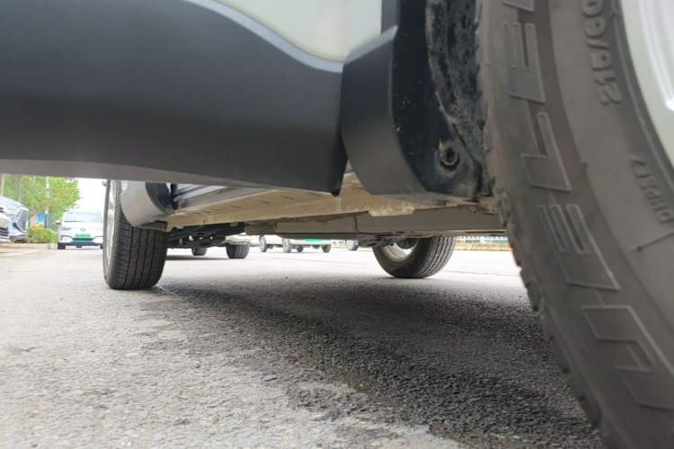 Used Toyota FRONTLANDER 2023 2.0L CVT Elite Edition Right Side Sill