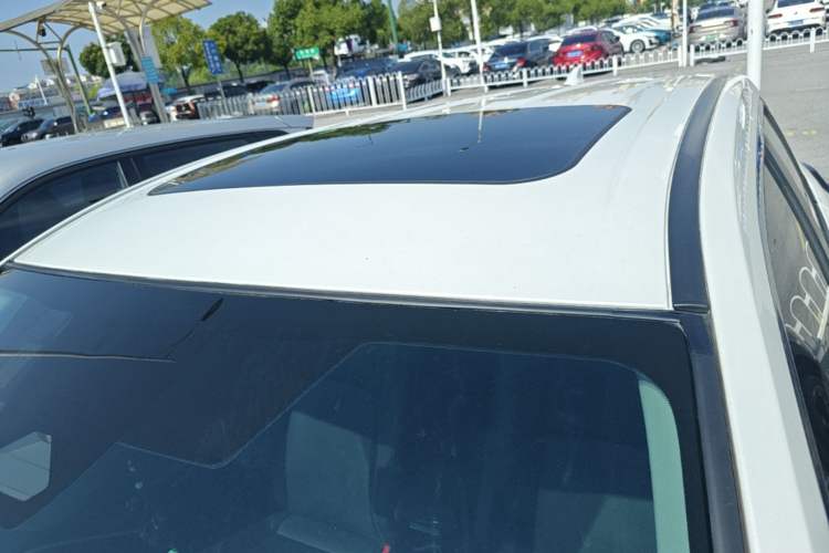 Used Toyota FRONTLANDER 2023 2.0L CVT Luxury Edition Roof