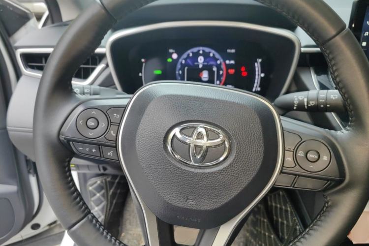 Used Toyota FRONTLANDER 2023 2.0L Smart Electric Hybrid Dual-Engine Luxury Edition Steering Wheel