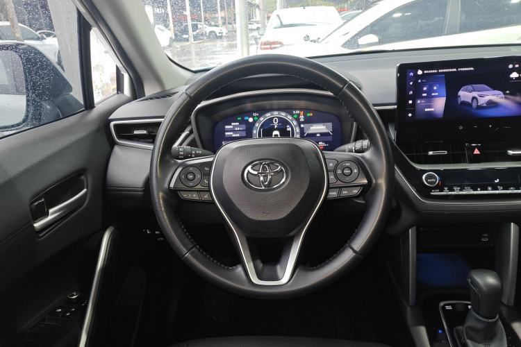 Used Toyota FRONTLANDER 2023 2.0L Smart Electric Hybrid Dual-Engine Deluxe Version Steering Wheel