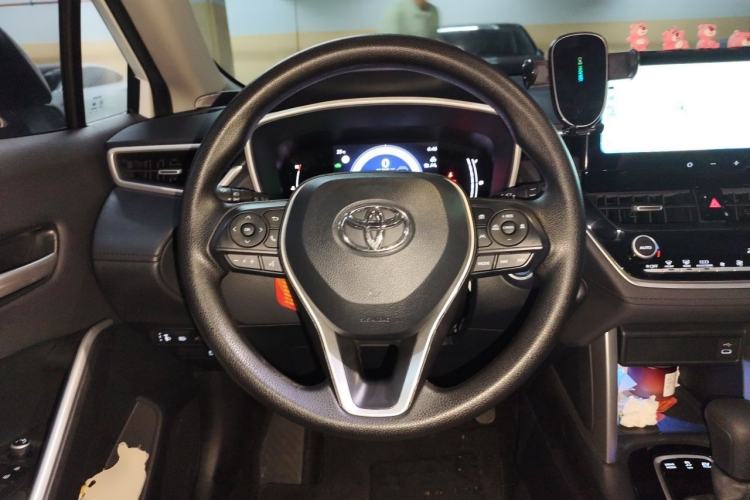 Used Toyota FRONTLANDER 2023 2.0L Smart Electric Hybrid Dual-Engine Luxury Edition Steering Wheel