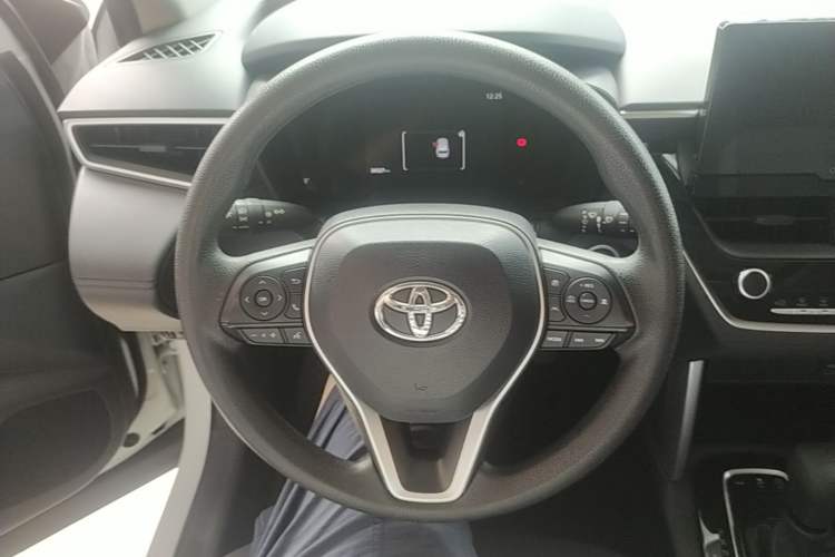 Used Toyota FRONTLANDER 2023 2.0L CVT Leading Edition Steering Wheel