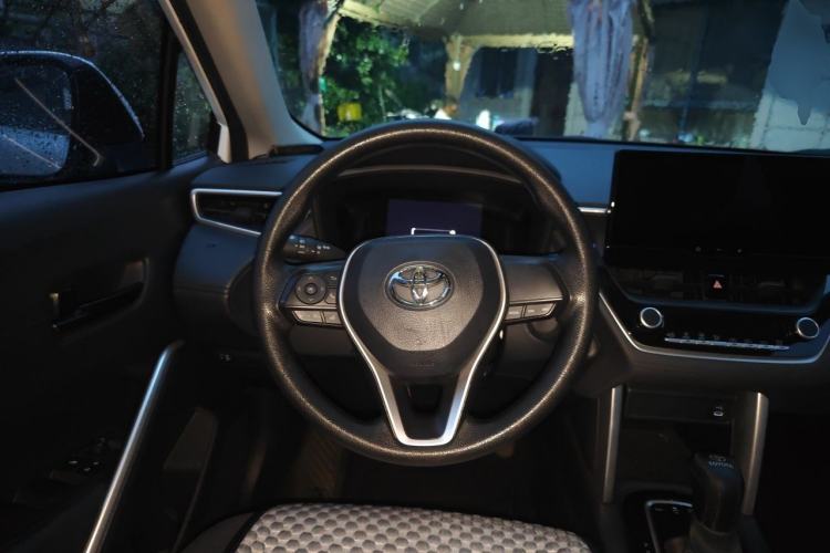 Used Toyota FRONTLANDER 2023 2.0L CVT Elite Edition Steering Wheel