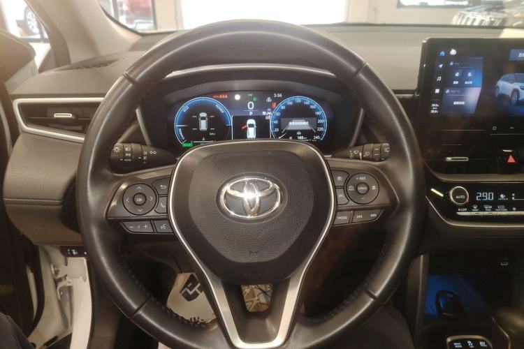 Used Toyota FRONTLANDER 2023 2.0L Smart Electric Hybrid Dual-Engine Deluxe Version Steering Wheel