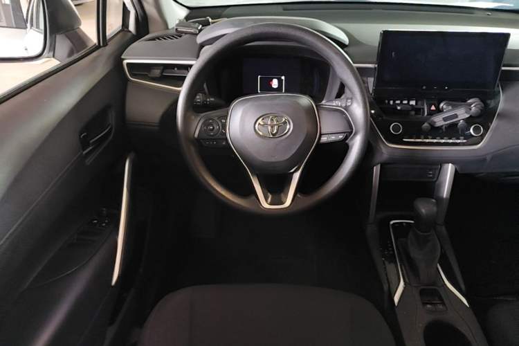 Used Toyota FRONTLANDER 2023 2.0L CVT Elite Edition Steering Wheel