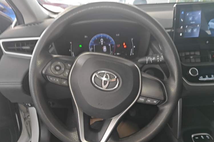Used Toyota FRONTLANDER 2023 2.0L CVT Elite Edition Steering Wheel