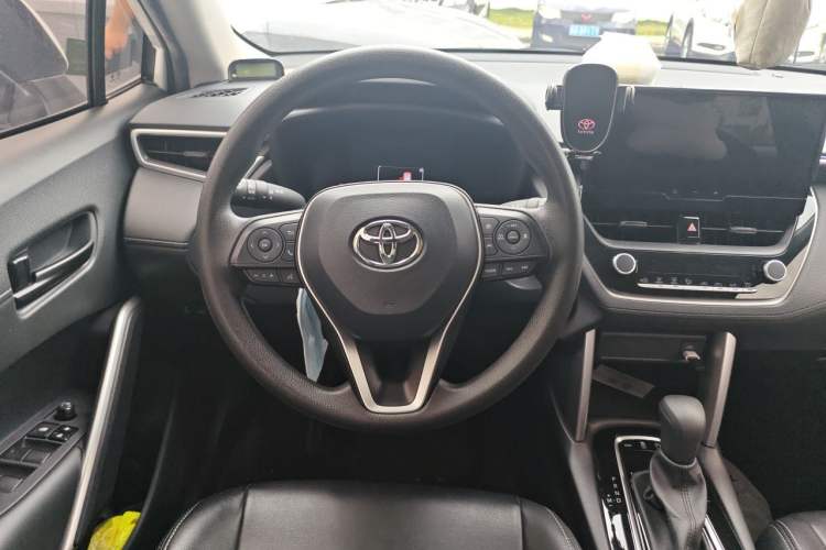 Used Toyota FRONTLANDER 2023 2.0L CVT Leading Edition Steering Wheel