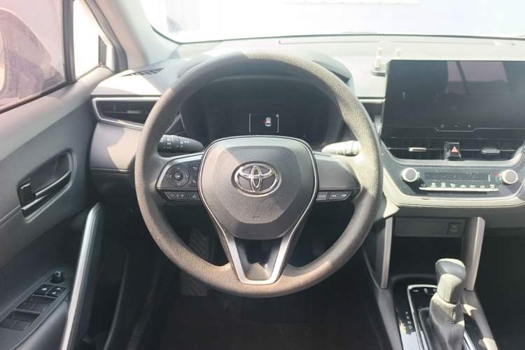 Used Toyota FRONTLANDER 2023 2.0L CVT Elite Edition Steering Wheel