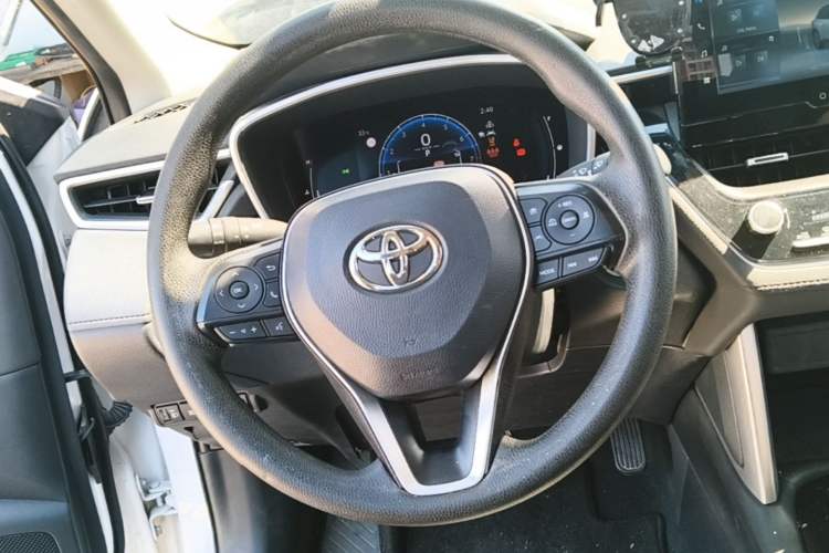 Used Toyota FRONTLANDER 2023 2.0L CVT Luxury Edition Steering Wheel