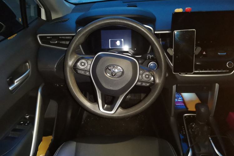 Used Toyota FRONTLANDER 2023 2.0L Smart Electric Hybrid Dual-Engine Luxury Edition Steering Wheel