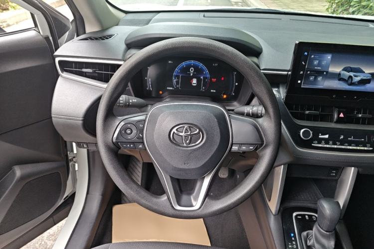 Used Toyota FRONTLANDER 2023 2.0L CVT Elite Edition Steering Wheel