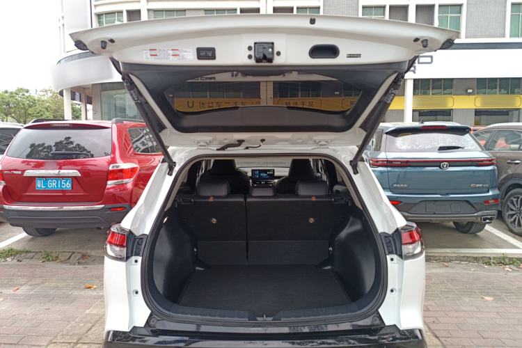 Used Toyota FRONTLANDER 2023 2.0L CVT Sport Edition Trunk