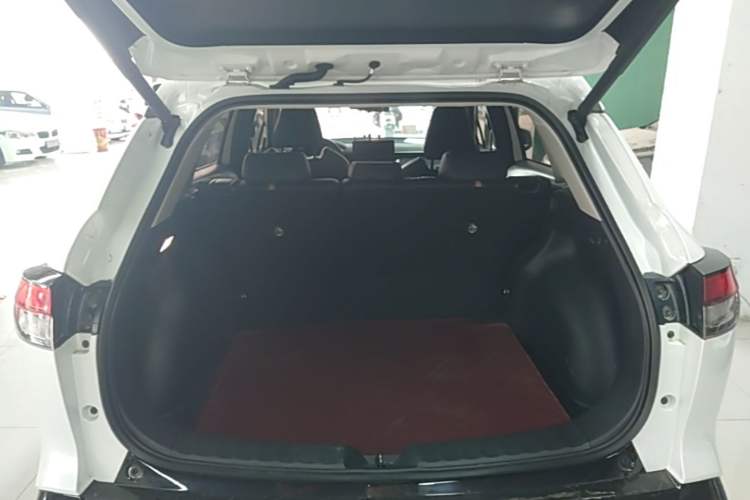 Used Toyota FRONTLANDER 2023 2.0L CVT Sport Edition Trunk