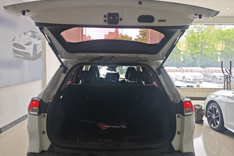 Used Toyota FRONTLANDER 2023 2.0L CVT Leading Edition Trunk