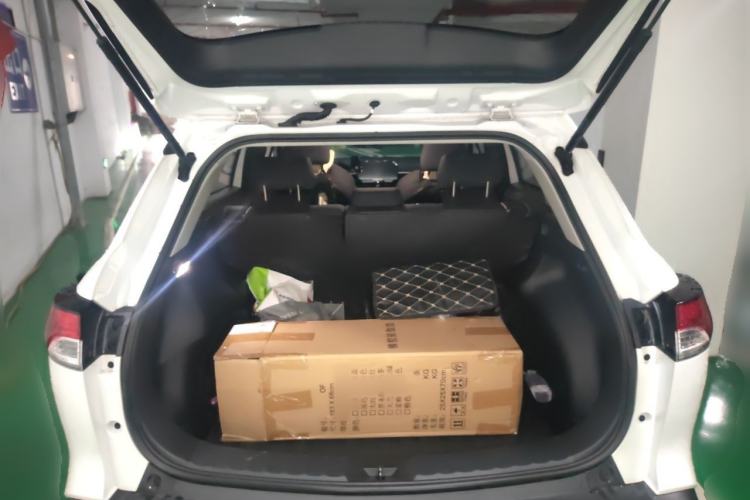 Used Toyota FRONTLANDER 2023 2.0L CVT Leading Edition Trunk