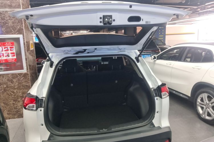 Used Toyota FRONTLANDER 2023 2.0L CVT Elite Edition Trunk