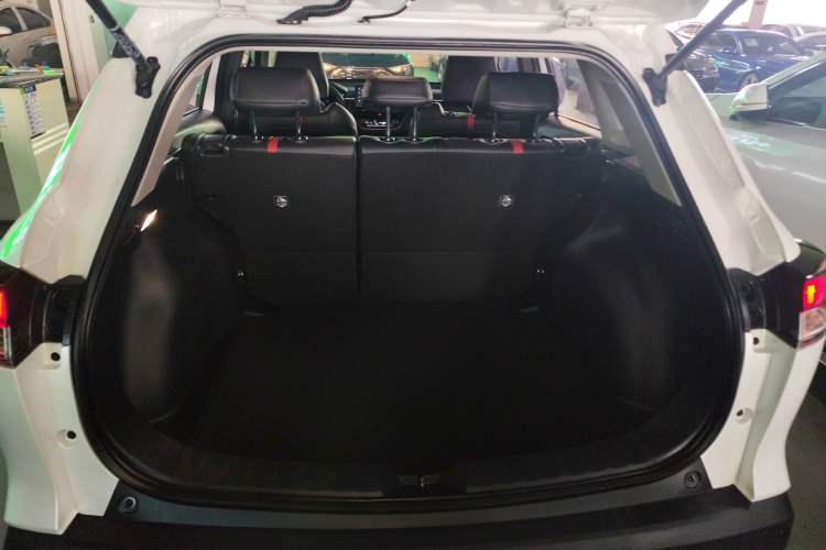 Used Toyota FRONTLANDER 2023 2.0L CVT Elite Edition Trunk