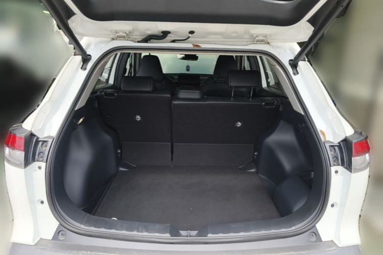 Used Toyota FRONTLANDER 2023 2.0L Smart Electric Hybrid Dual-Engine Deluxe Version Trunk