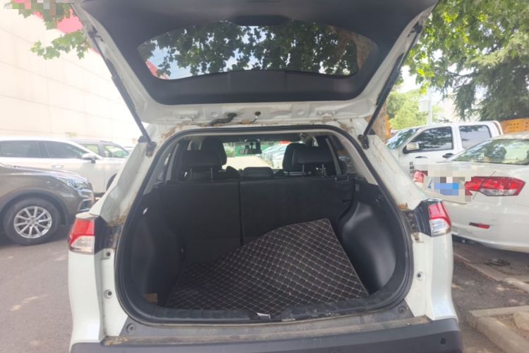 Used Toyota FRONTLANDER 2023 2.0L CVT Elite Edition Trunk