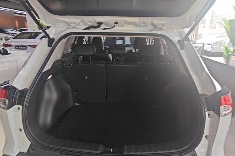 Used Toyota FRONTLANDER 2023 2.0L CVT Elite Edition Trunk