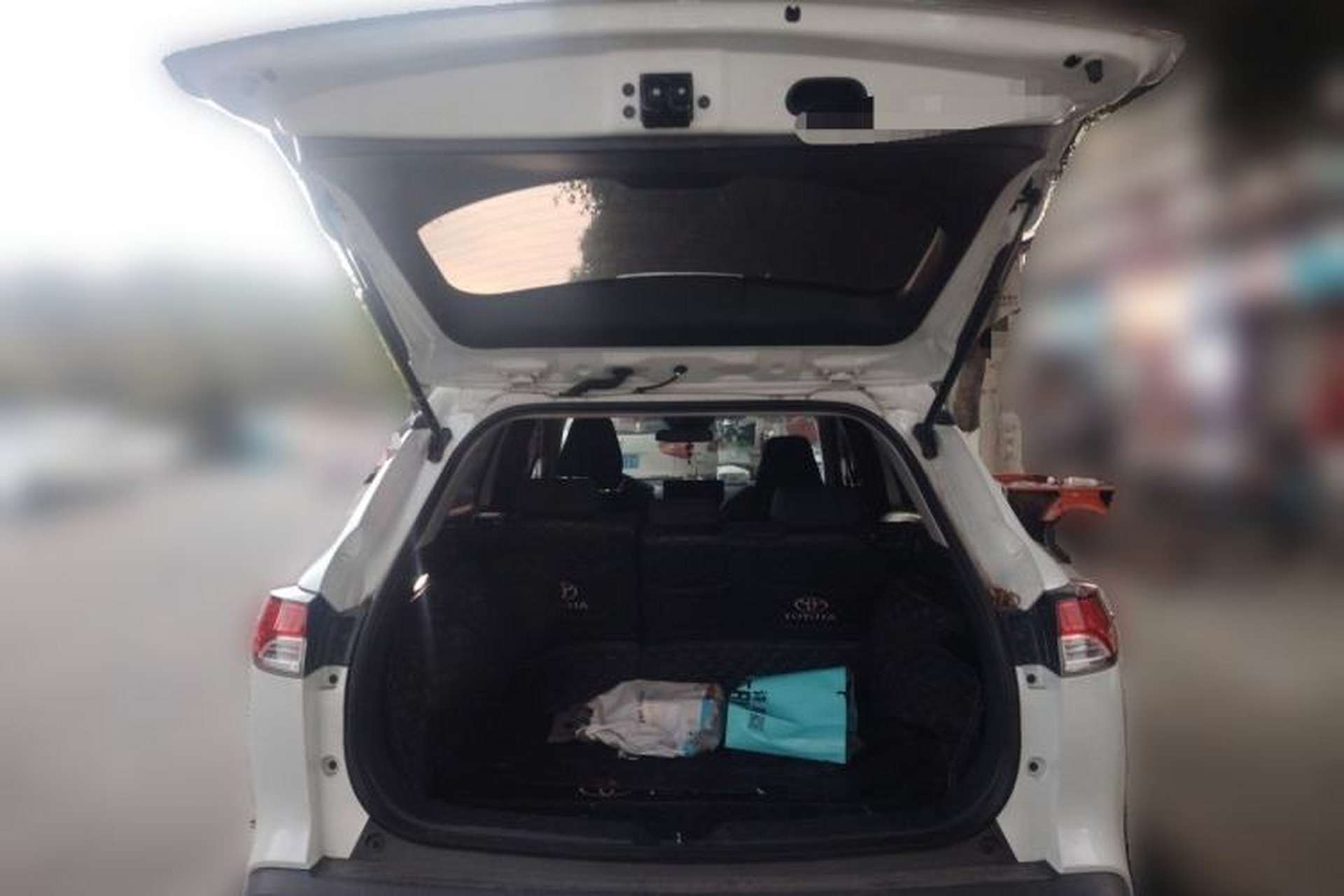 Used Toyota FRONTLANDER 2023 2.0L CVT Leading Edition Trunk