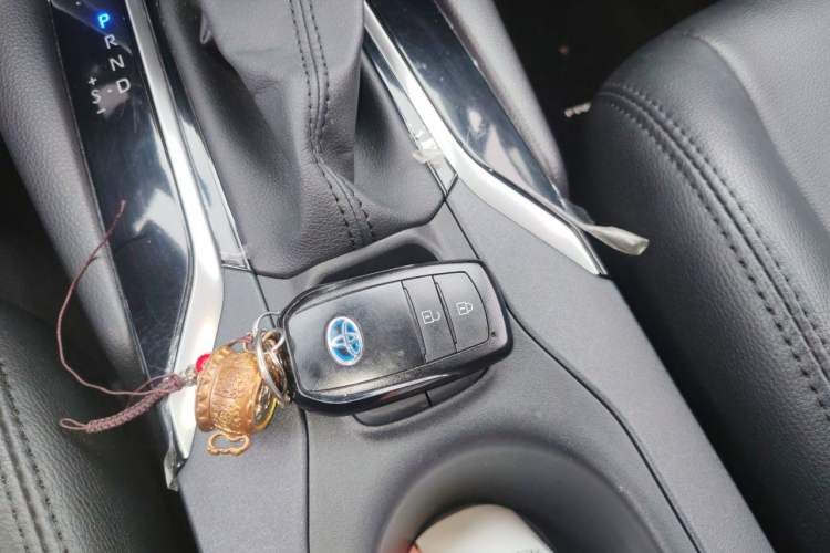 Used Toyota FRONTLANDER 2023 2.0L Smart Electric Hybrid Dual-Engine Leading Edition Vehicle Key