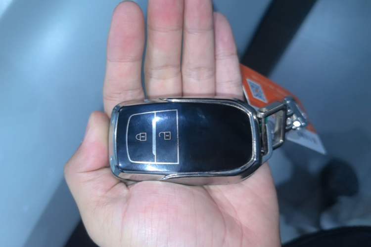 Used Toyota FRONTLANDER 2023 2.0L CVT Leading Edition Vehicle Key