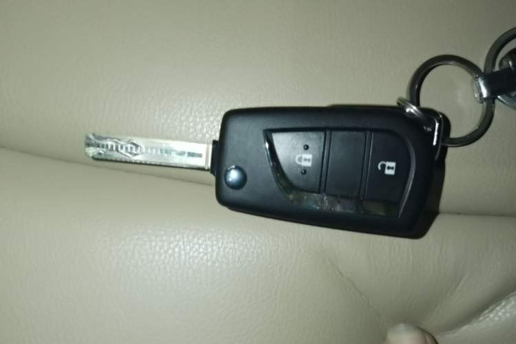 Used Toyota FRONTLANDER 2023 2.0L CVT Elite Edition Vehicle Key