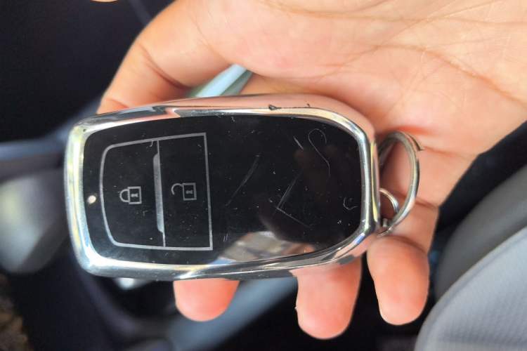 Used Toyota FRONTLANDER 2023 2.0L Smart Electric Hybrid Dual-Engine Leading Edition Vehicle Key
