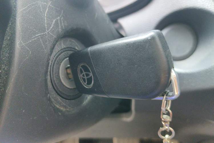 Used Toyota FRONTLANDER 2023 2.0L CVT Elite Edition Vehicle Key