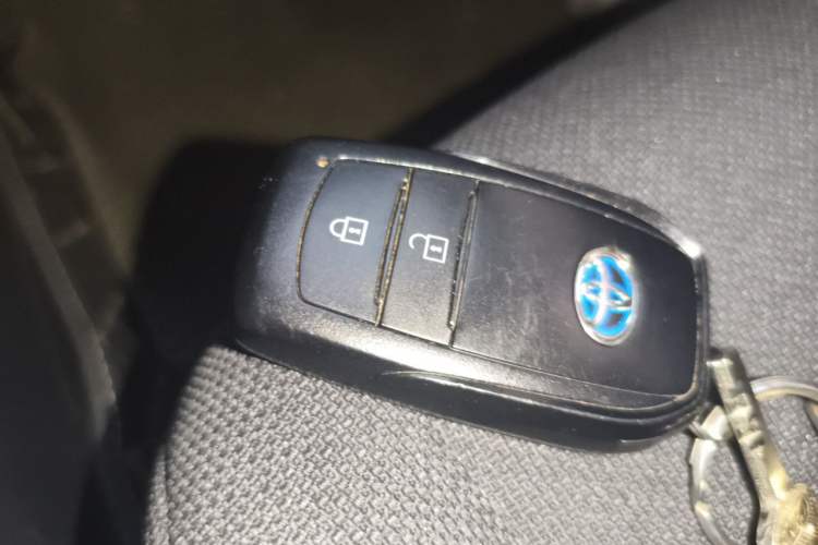 Used Toyota FRONTLANDER 2023 2.0L Smart Electric Hybrid Dual-Engine Leading Edition Vehicle Key