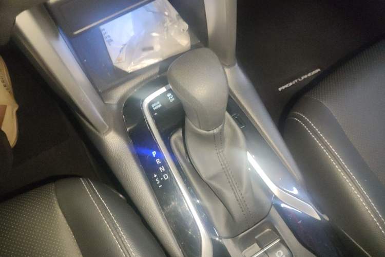 Used Toyota FRONTLANDER 2023 2.0L Smart Electric Hybrid Dual-Engine Luxury Edition Vehicle Key