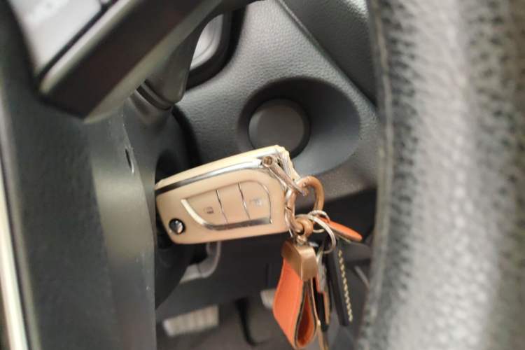 Used Toyota FRONTLANDER 2023 2.0L CVT Elite Edition Vehicle Key