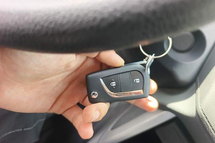 Used Toyota FRONTLANDER 2023 2.0L CVT Elite Edition Vehicle Key