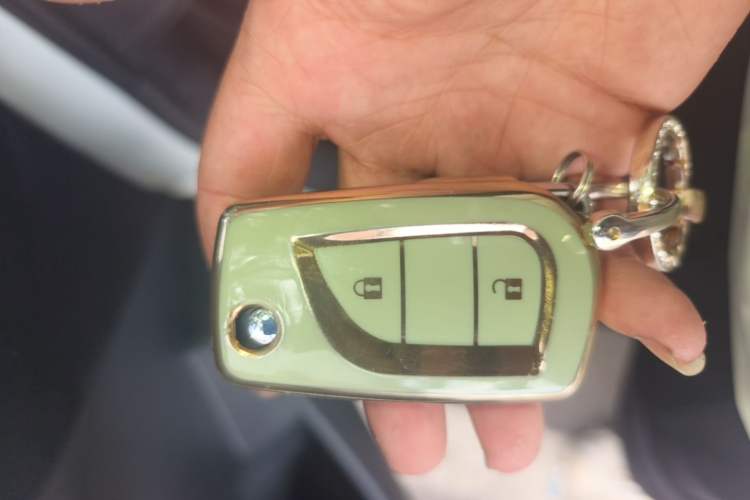 Used Toyota FRONTLANDER 2023 2.0L CVT Elite Edition Vehicle Key