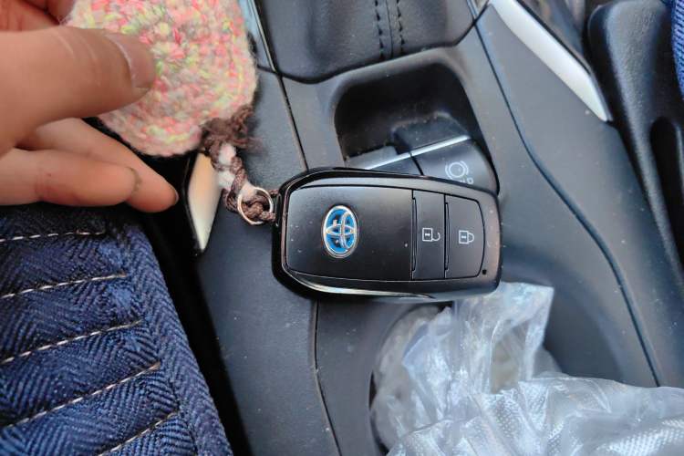 Used Toyota FRONTLANDER 2023 2.0L Smart Electric Hybrid Dual-Engine Leading Edition Vehicle Key