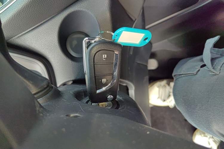 Used Toyota FRONTLANDER 2023 2.0L CVT Elite Edition Vehicle Key
