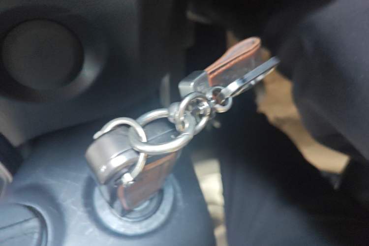 Used Toyota FRONTLANDER 2023 2.0L CVT Elite Edition Vehicle Key