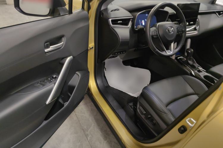 Used Toyota FRONTLANDER 2023 2.0L Smart Electric Hybrid Dual-Engine Deluxe Version Driver Seat