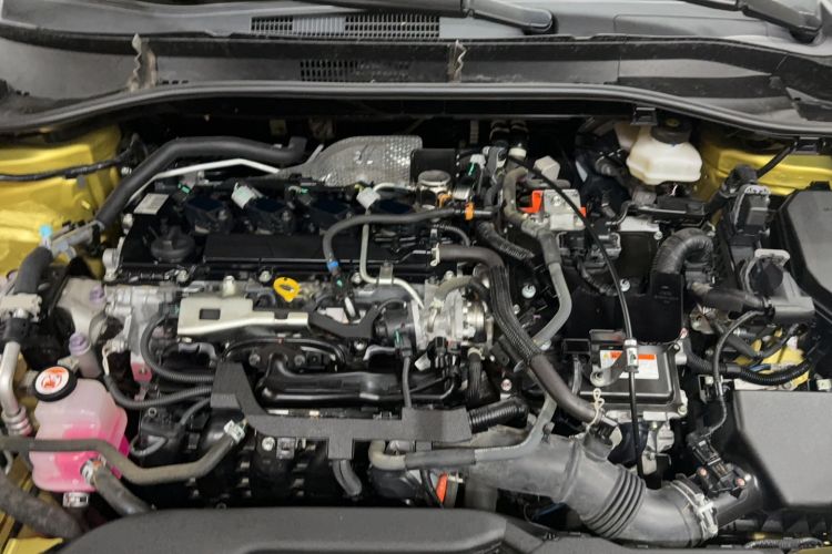 Used Toyota FRONTLANDER 2023 2.0L Smart Electric Hybrid Dual-Engine Deluxe Version Engine Bay