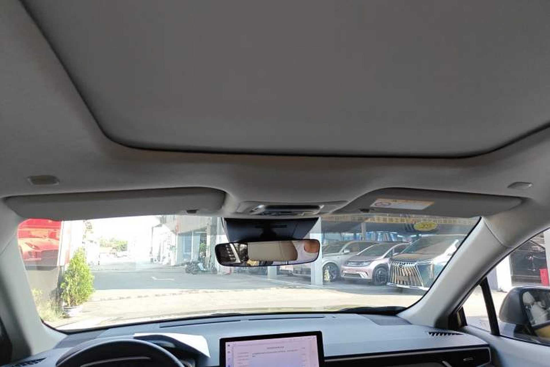 Used Toyota FRONTLANDER 2023 2.0L Smart Electric Hybrid Dual-Engine Deluxe Version Headliner