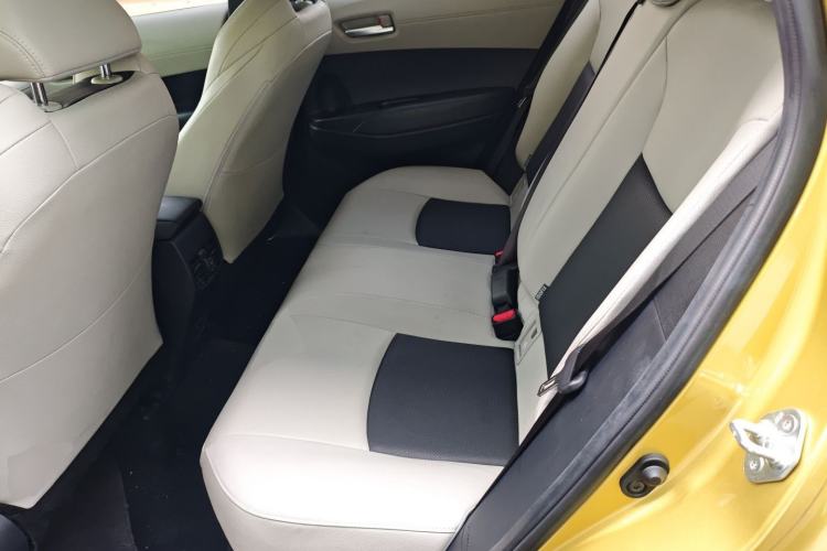 Used Toyota FRONTLANDER 2023 2.0L Smart Electric Hybrid Dual-Engine Deluxe Version Interior 4