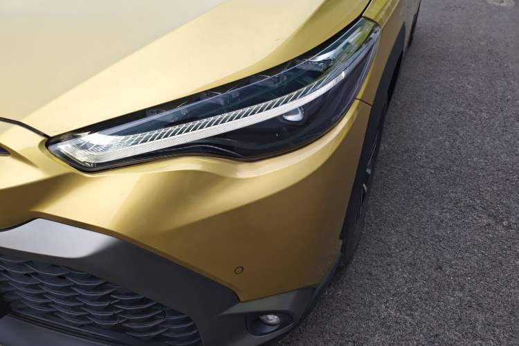 Used Toyota FRONTLANDER 2023 2.0L Smart Electric Hybrid Dual-Engine Deluxe Version Left Front Headlight