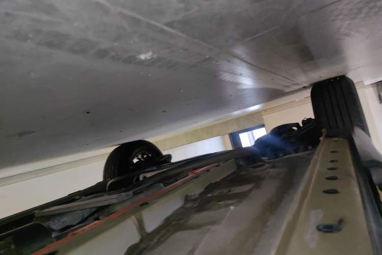 Used Toyota FRONTLANDER 2023 2.0L Smart Electric Hybrid Dual-Engine Deluxe Version Right Side Sill