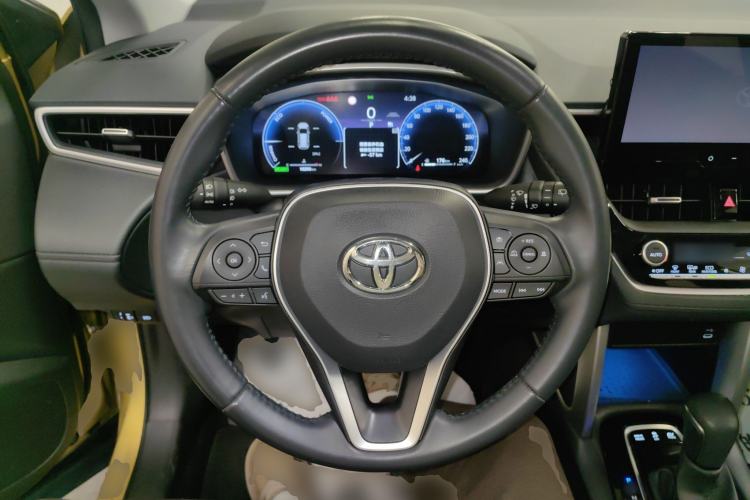 Used Toyota FRONTLANDER 2023 2.0L Smart Electric Hybrid Dual-Engine Deluxe Version Steering Wheel