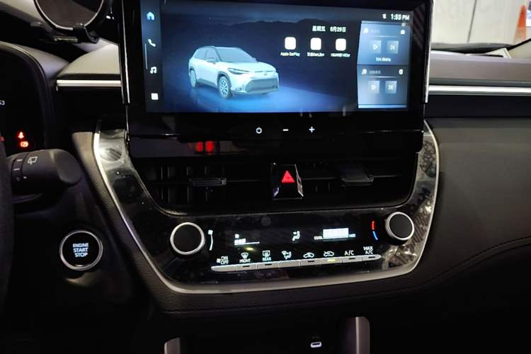 Used Toyota FRONTLANDER 2024 2.0L CVT Leading Edition Audio And AC Panel