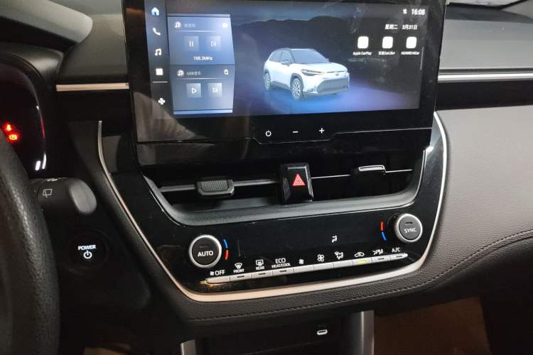 Used Toyota FRONTLANDER 2024 2.0L Smart Electric Hybrid Dual-Engine Leading Edition Audio And AC Panel