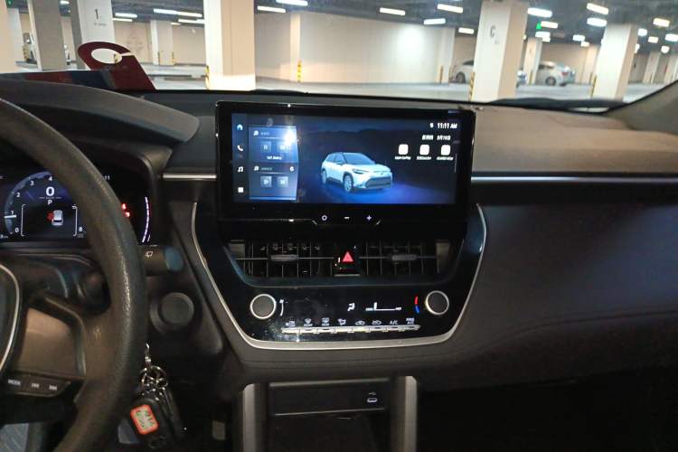 Used Toyota FRONTLANDER 2024 2.0L CVT Elite Edition Audio And AC Panel