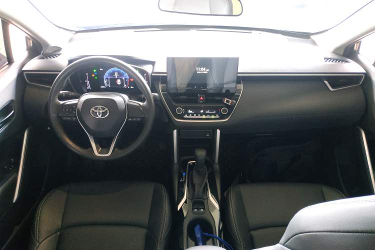 Used Toyota FRONTLANDER 2024 2.0L CVT Elite Plus Edition Center Console