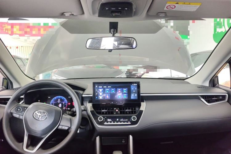Used Toyota FRONTLANDER 2024 2.0L CVT Elite Edition Center Console
